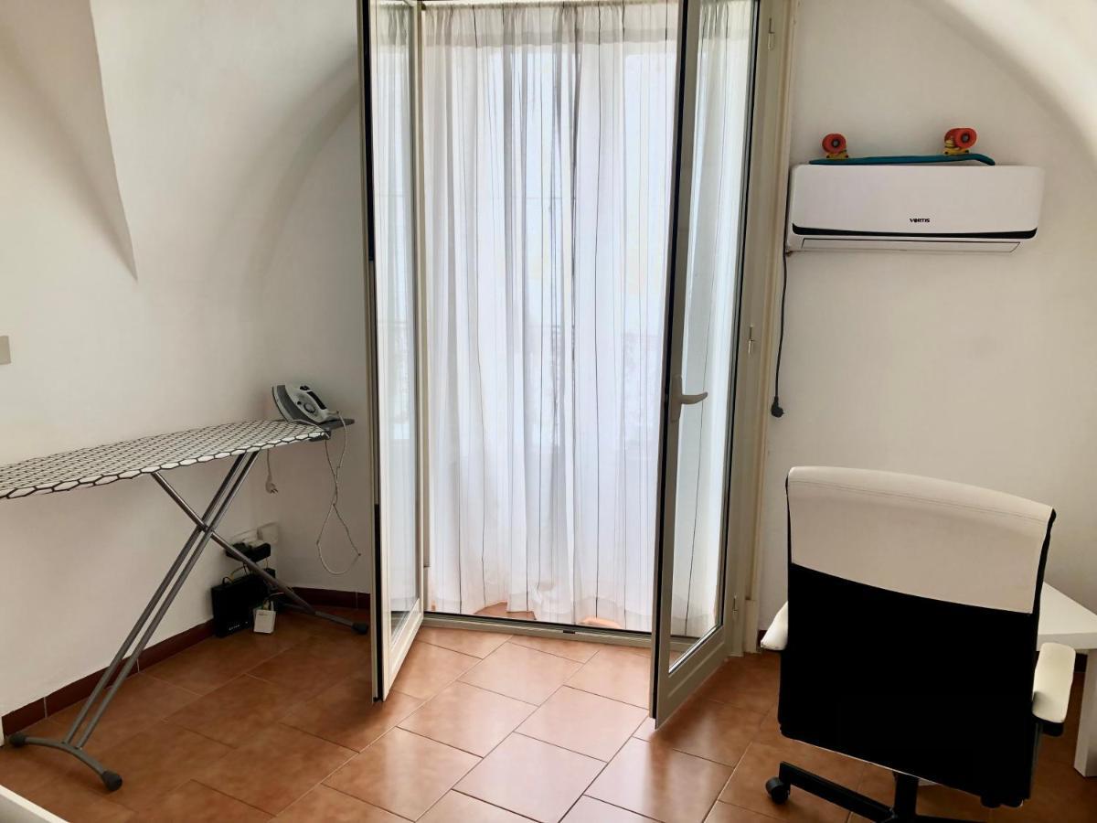 Tre Amici Lägenhet Catania Exteriör bild